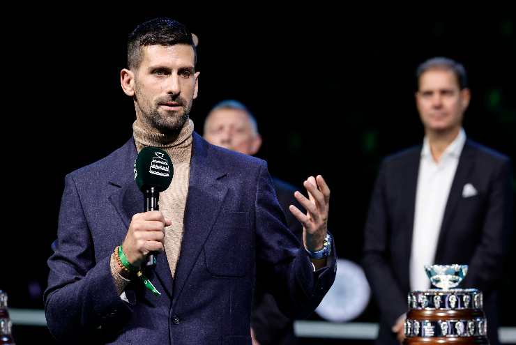 Djokovic con il microfono